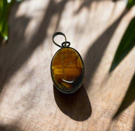Tiger Eye Pendant Online Store of Sheelaa M Bajaj